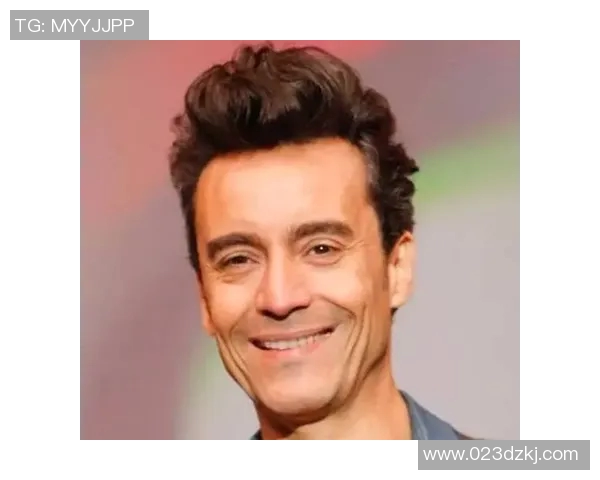 足球明星独特飞机发型揭秘你不知道的时尚潮流与个性魅力