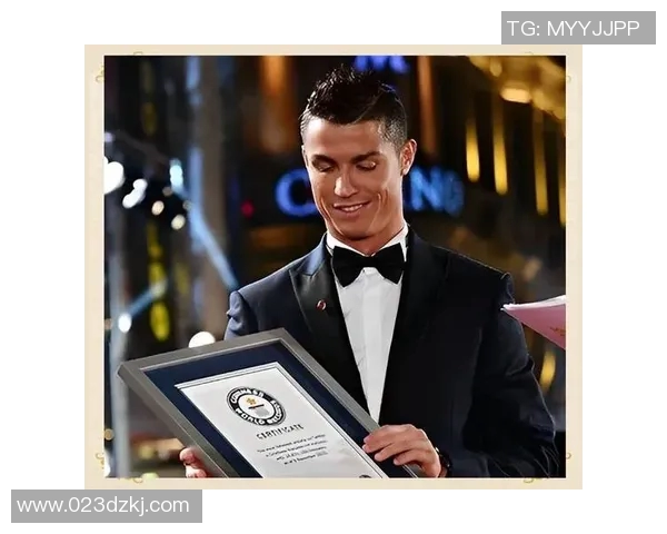 足球场上的旋律与梦想歌唱足球明星的传奇人生与荣耀瞬间